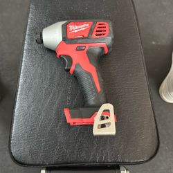Milwaukee 1/4 Hex Impact Driver