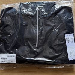 Alo Accolade 1/4 Zip Pullover Black Size Medium M NWT