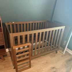 Davinci Baby Crib 