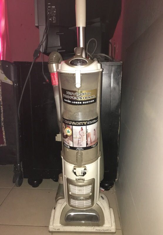 Shark Navigator Professional