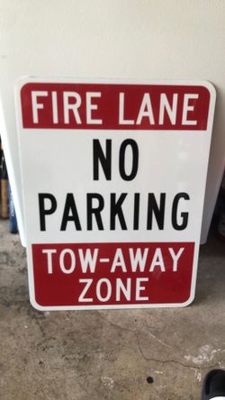 Metal fire lane sign