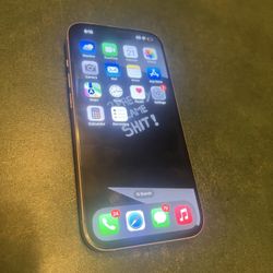 IPHONE 15. Almost New. Ready to use