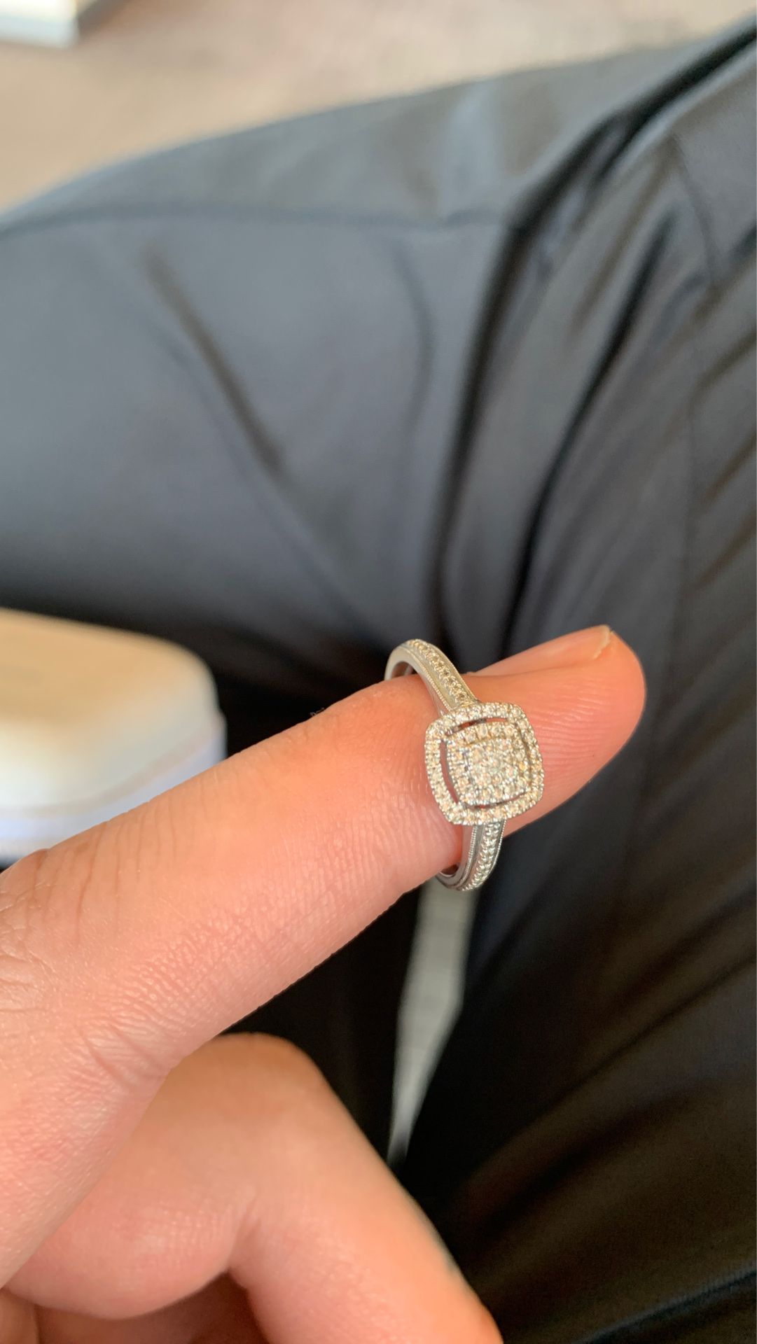 1/2 carat diamond ring (Size:7)