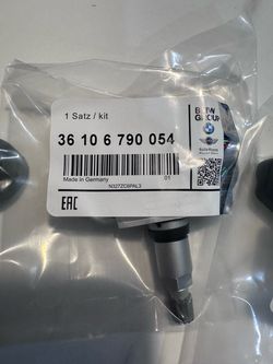 BMW OEM TPMS Tire Pressure Sensor Kit