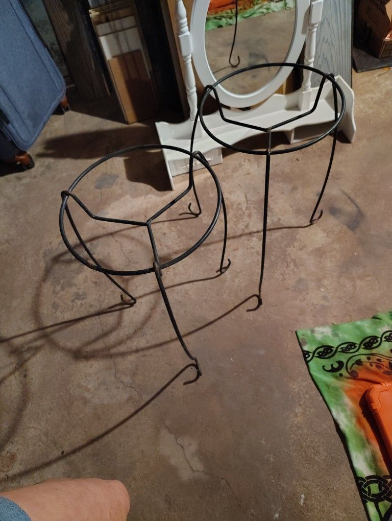 2 Planter Stands