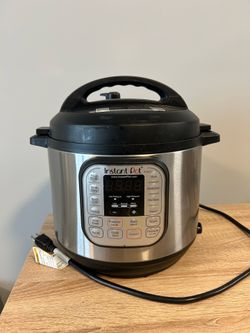 Moving sale - Instant Pot