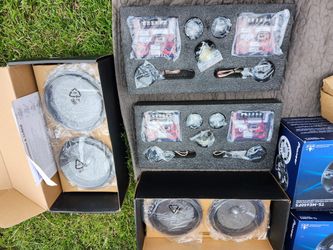 TWO NEW SETS OF COMPONENTS MASS SPEAKERS NEW 5.25 $300 FIRM