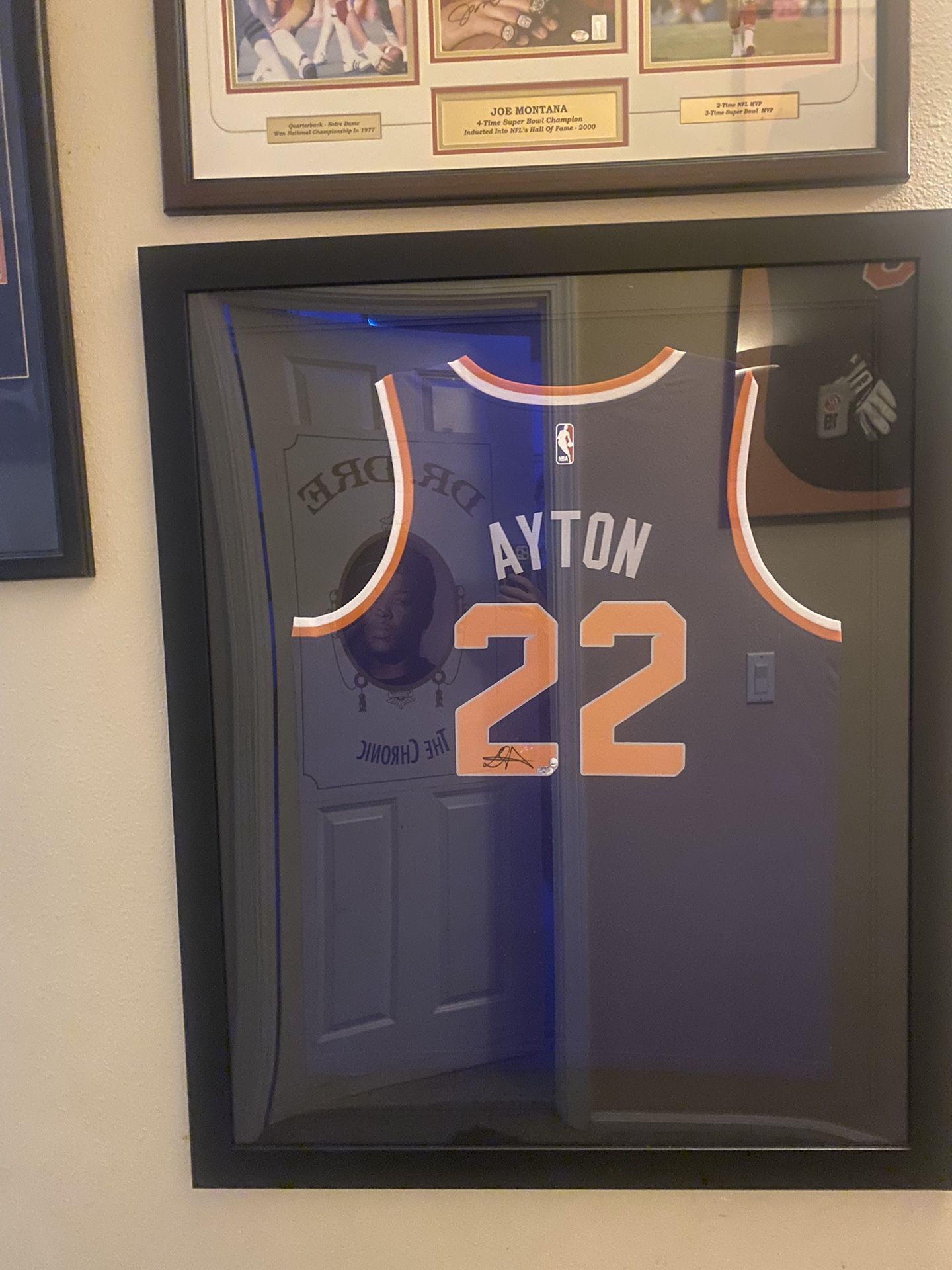 Deandre Ayton Signed, Framed Jersey