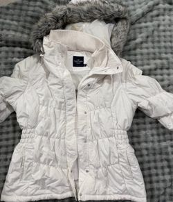 Faded Glory White Puffer Jacket with Faux Fur Hood