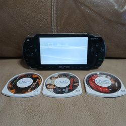 Sony PlayStation portable Psp 1000 with 3 movies and charger