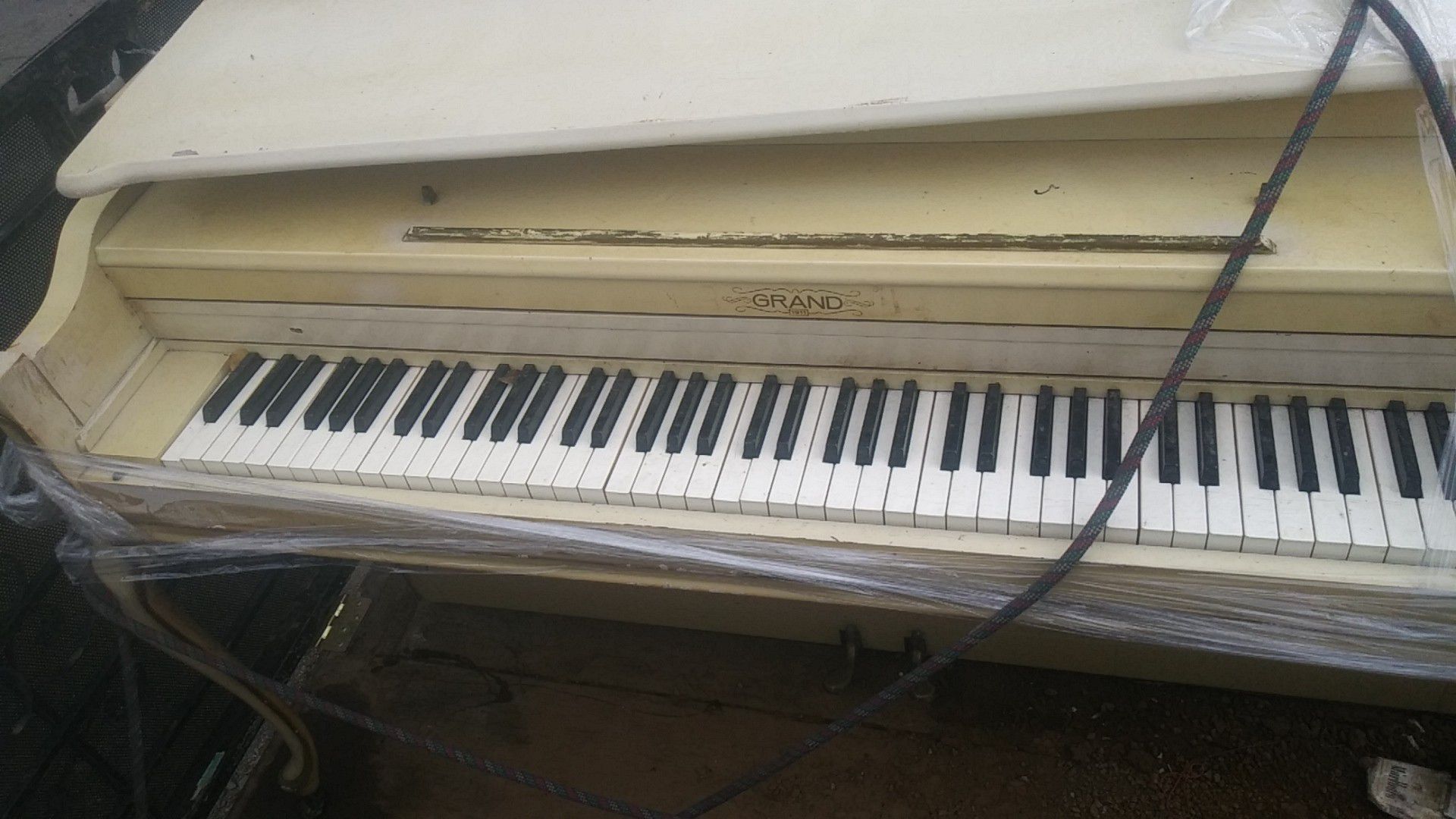 Antique piano works perfect and consule