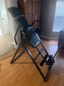Inversion table