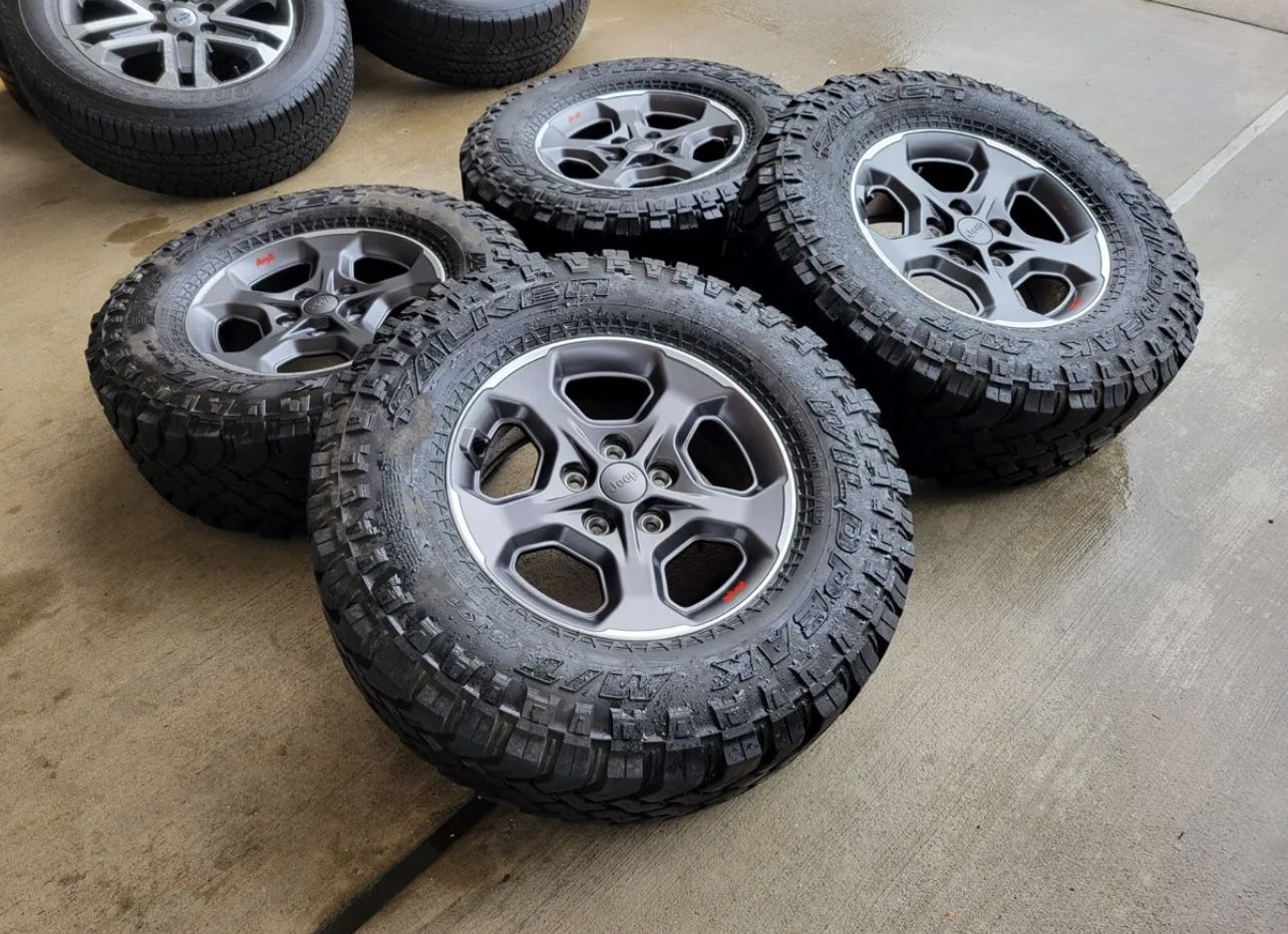 17” Jeep Gladiator Rubicon Wrangler Grand Cherokee Wheels Rims Tires