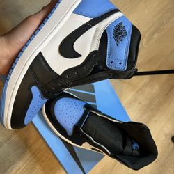 Jordan 1 Unc Retro High Size 9.5 180$ Under Retail