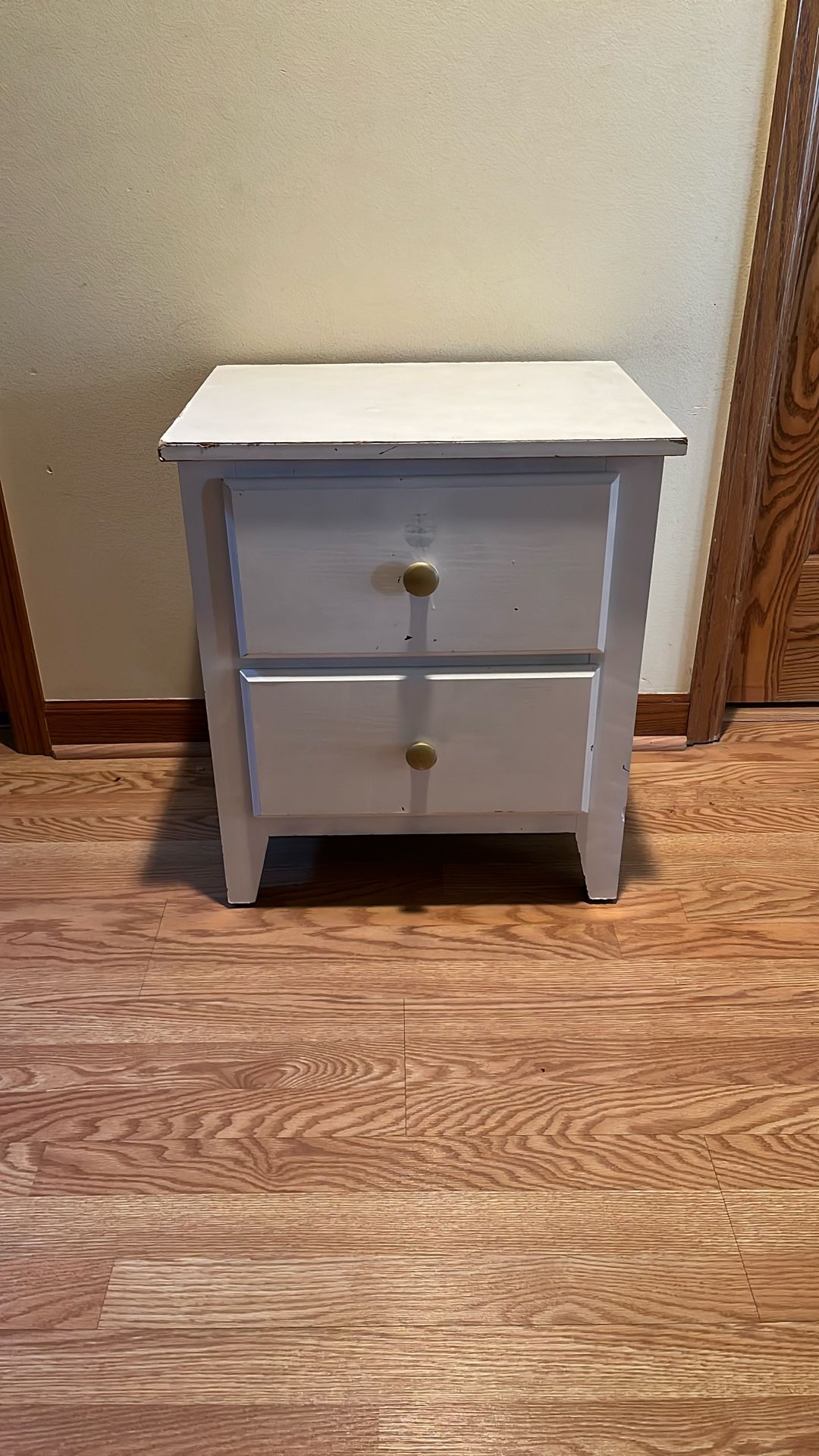 End Table (dresser)