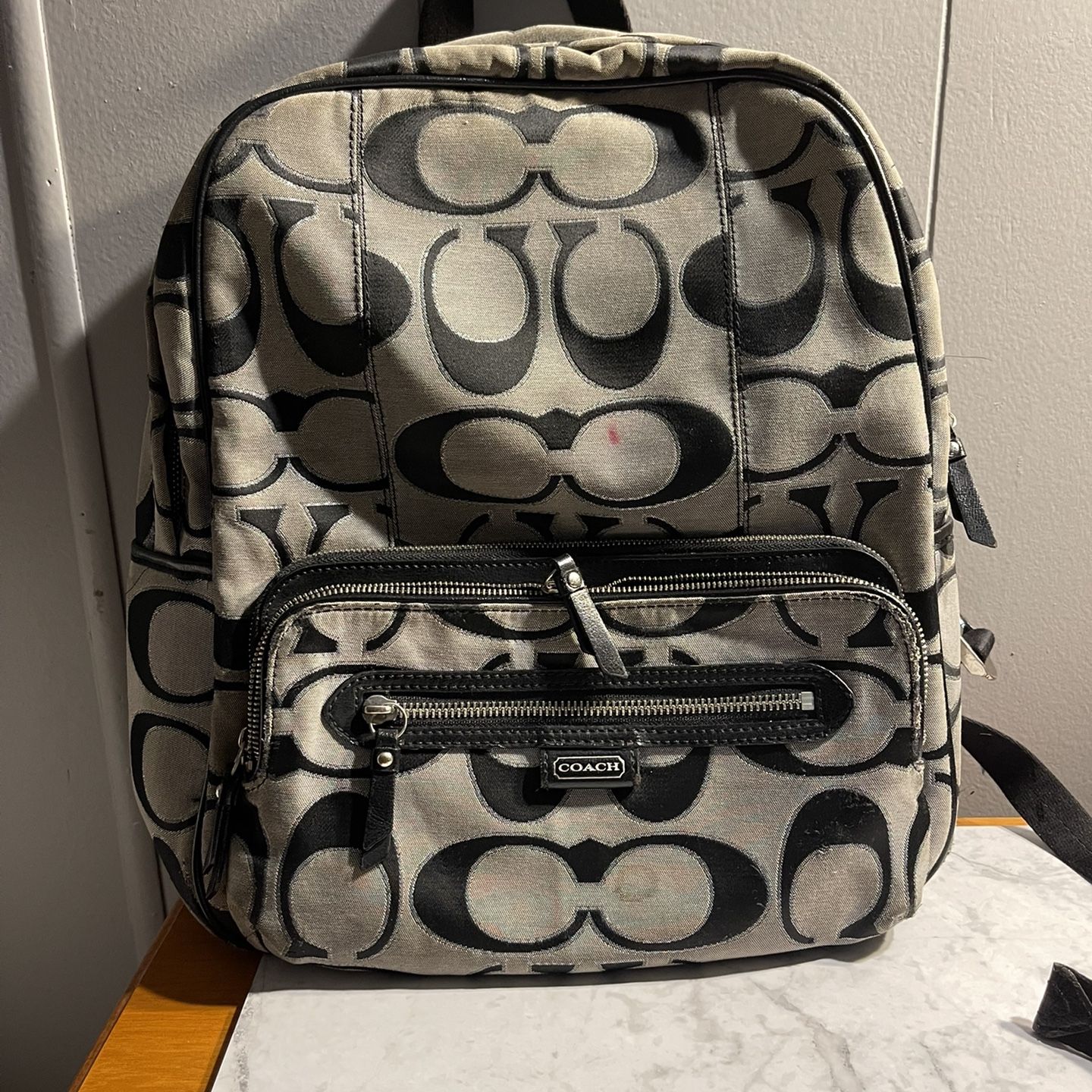 Used Vintage Coach Logo Backpack , Black/gray for Sale in Camden, SC -  OfferUp