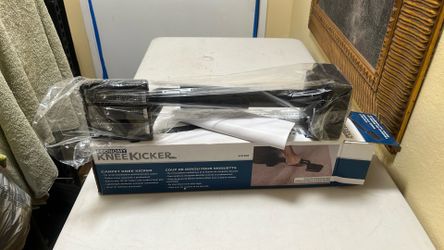 Carpet Knee Kicker