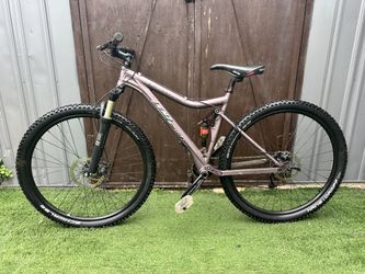 Lenz Levitation Sport full suspension mountain bike 29er