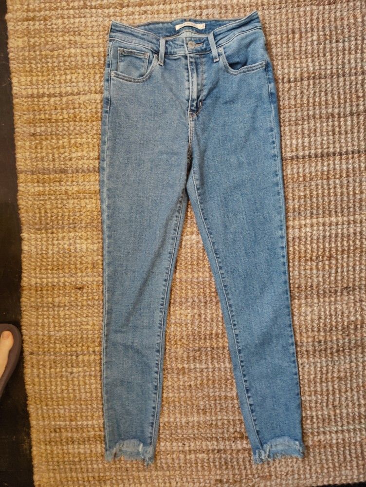 Women's Levi's 701 Jeans