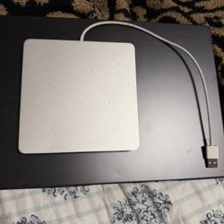💿 Apple USB SuperDrive – External CD/DVD Drive – Silver