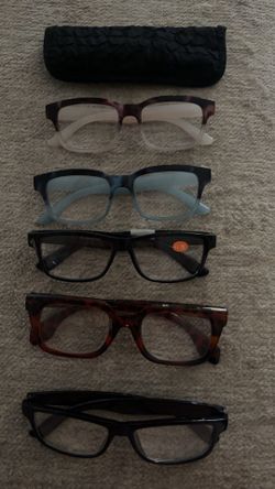Reading glasses w case