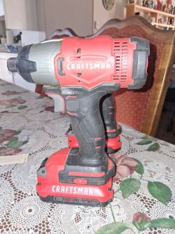 Berly used  Craftsman combo v20 20volts impact Drive and Drill .
