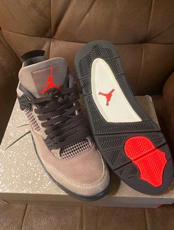 Jordan 4s Taupe Haze Size 10.5