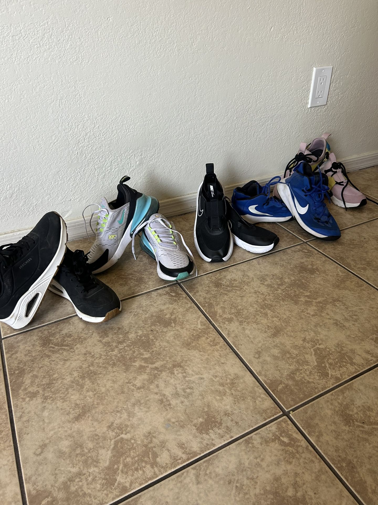 Shoes Nike 7 /5 20 Each