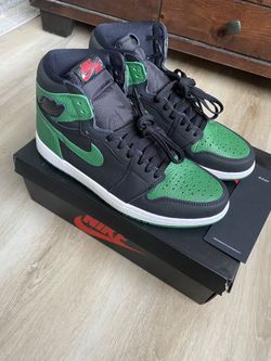 Nike Air Jordan 1 Pine Green DS Size 10.5