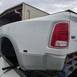 Dodge Dually Bed 
