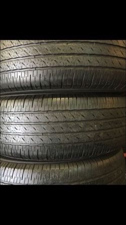 18" used tires 255/70R18 Michelin