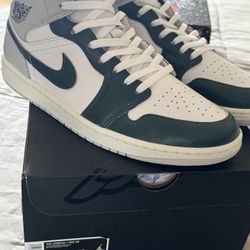 AIR JORDAN 1 MID SE SIZE 12