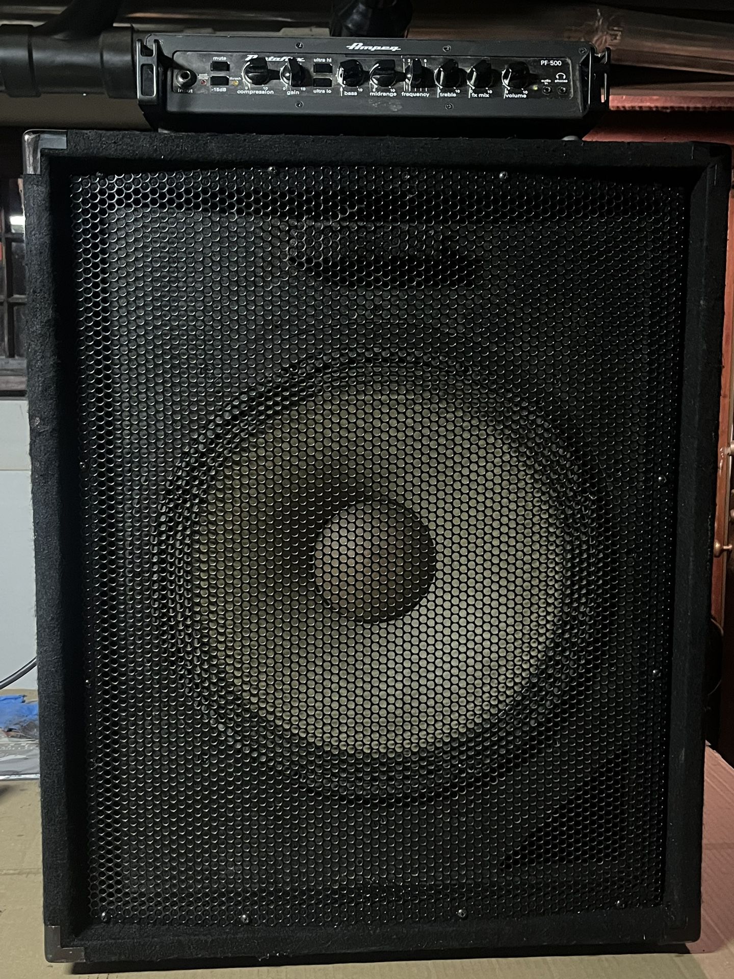 15” JBL Loaded Bass Cabinet 300 Watt / Ampeg PF500 With Compression/ Excellent Condition