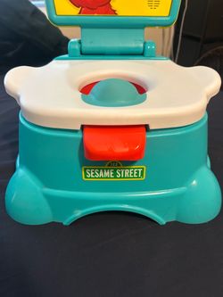 Sesame Street Talking Elmo 3 in 1 Potty Training Seat / Step Stool $15 FIRM PRICE