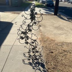 Metal and grape wine, rack, Horizontal or vertical