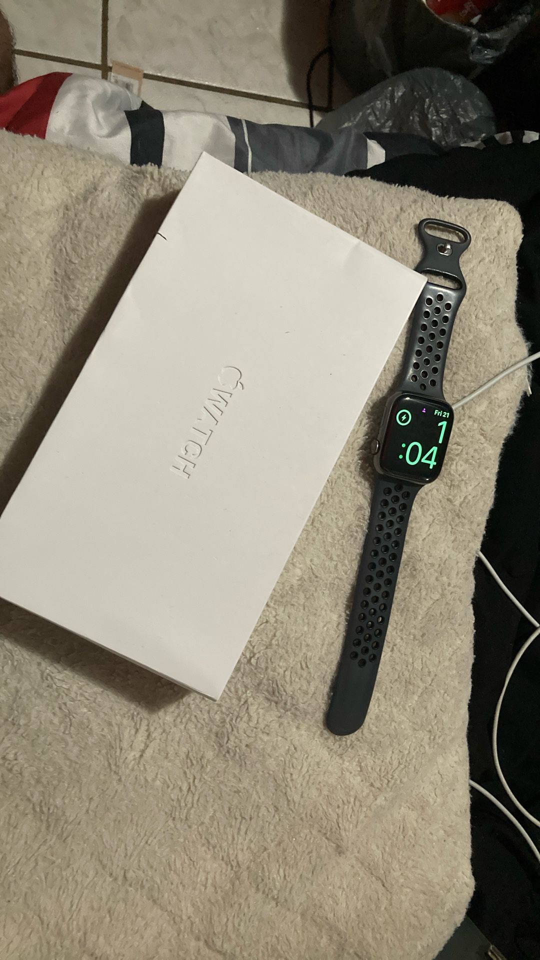 apple watch series 7 45mm (gps+ Cellular)