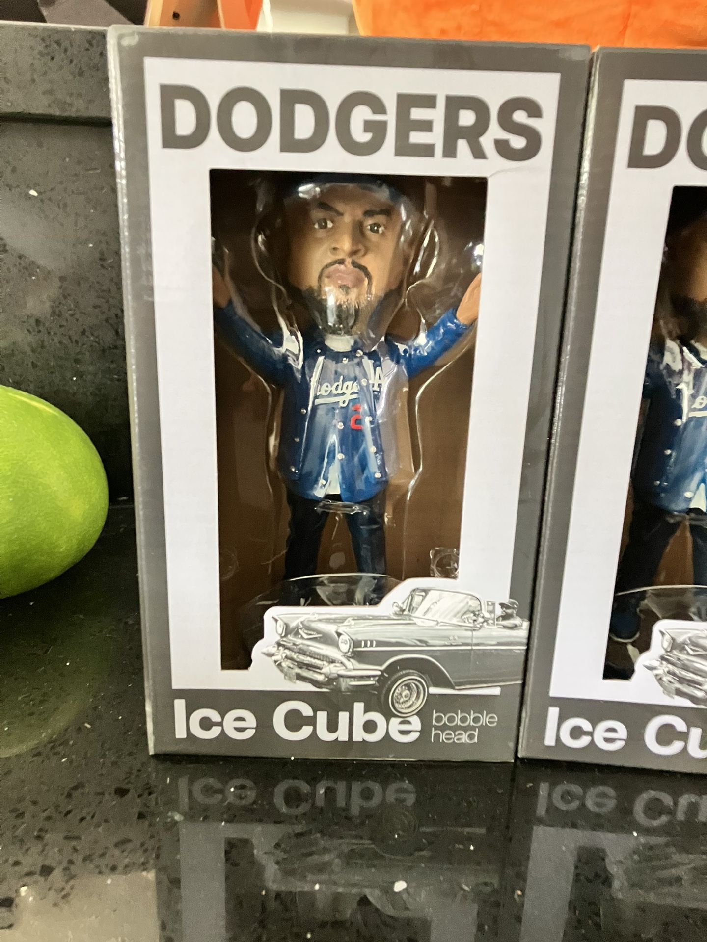 Bobbleheads Ice cube