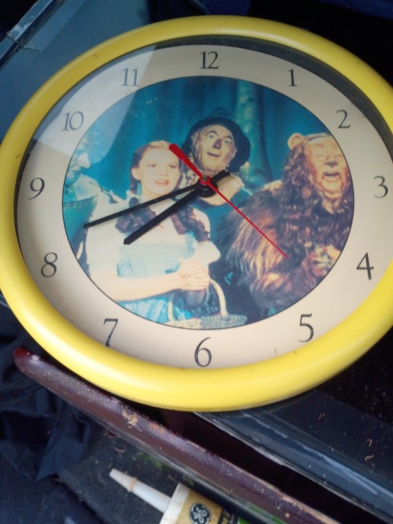 Wizard Of Oz Classic Vintage Wall Clock