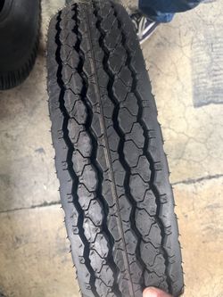 @Fairmount Tire we have a Roadstar 7.50-16 Tubeless tire 