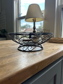 Black Wire Metal Fruit Bowl with Pedestal Base