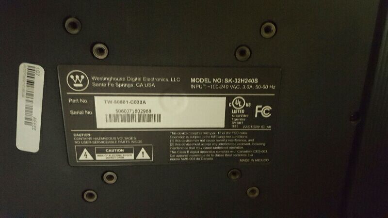 32 inch flatscreen works fine only one hdmi works