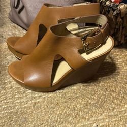 MK Heels Brow