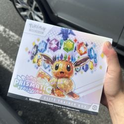 Pokemon Prismatic Evolutions ETB