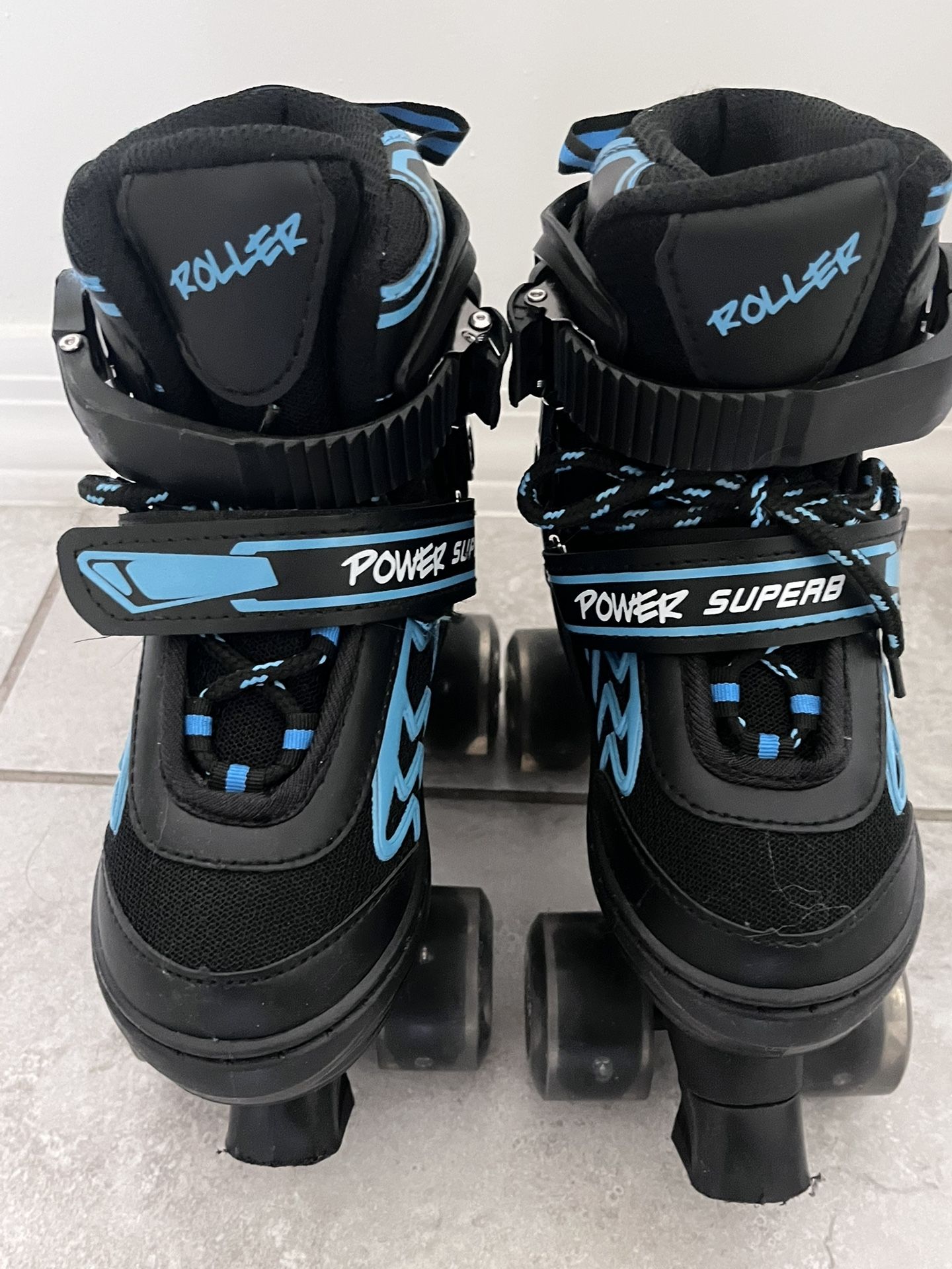 Youth skates