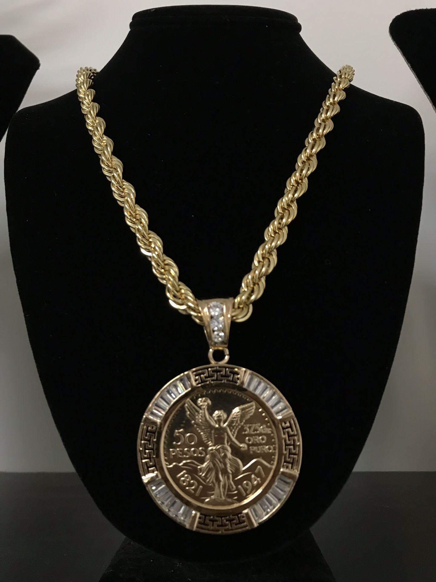 14k Gold filled thick Rope chain with Versace centenario