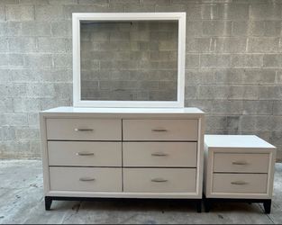 Large White Dresser With Nightstand And Mirror