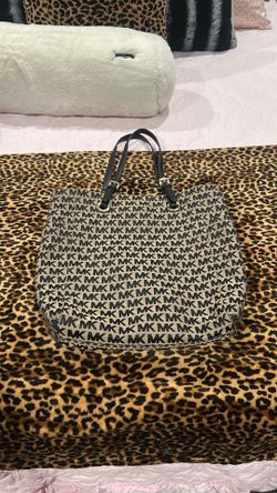 Gently used brown and black, Michael Kors tote bag!
