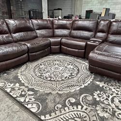 Gorgeous 6pc Power Reclining Sectional 