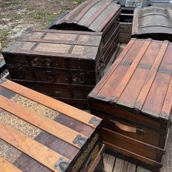 PIRATE Treasure Chests / Trunks
