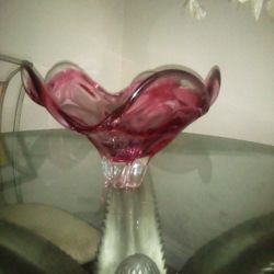 Crystal flower shaped bowl.
